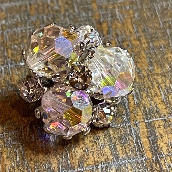 1950’s Coro Faceted Crystal & Rhinestone Cluster Clip-on Earrings - Picture 6 of 8